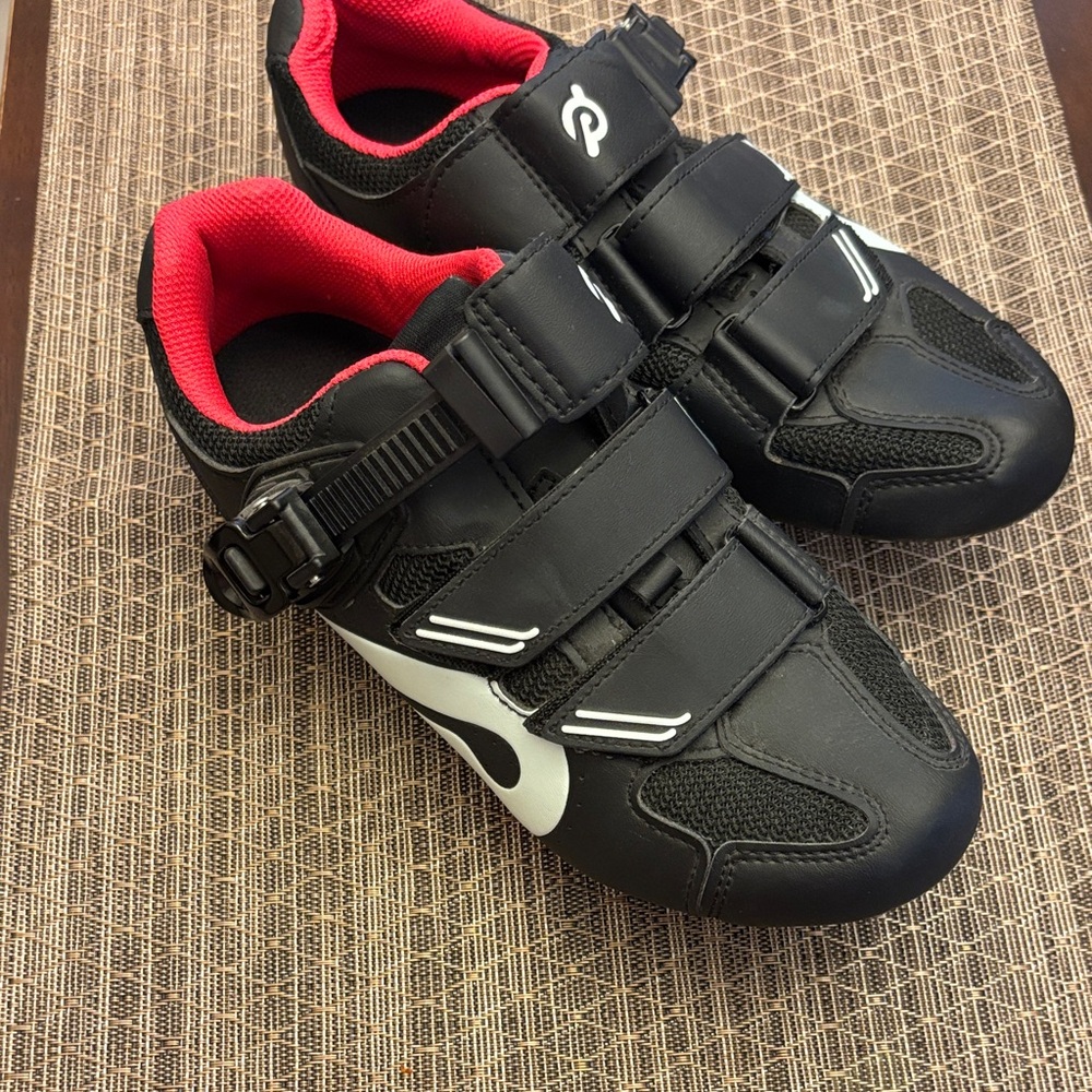 Black and Red peloton Cycling Shoes